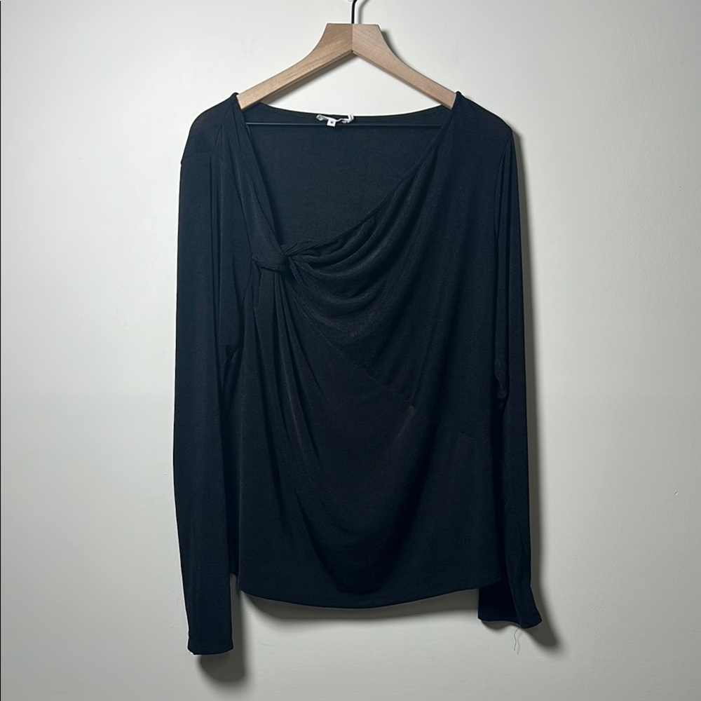 Good American Size 6 (3XL) Black Shirt With Flattering Neck Line